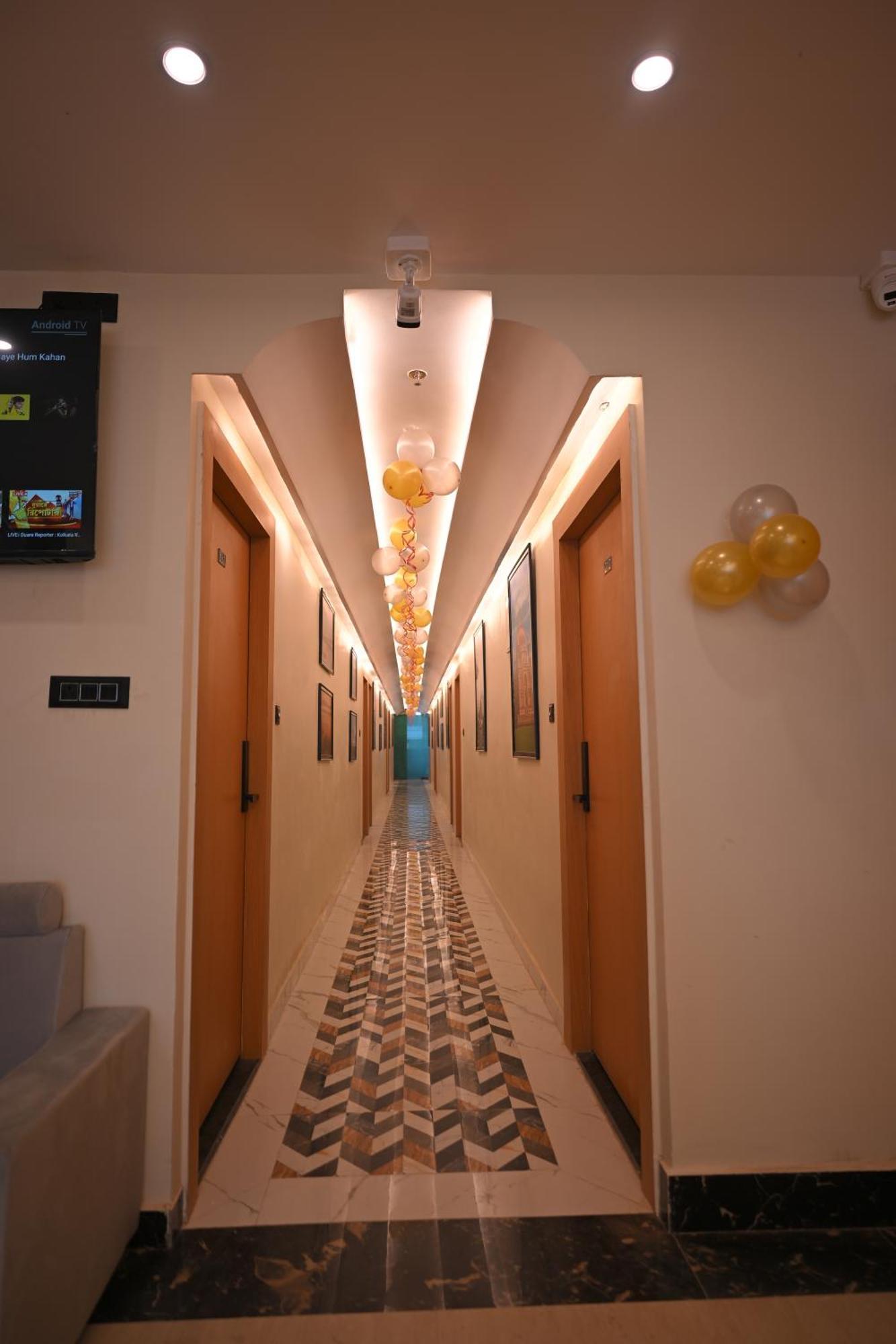 Sunrise Vista Inn Prayagraj Ngoại thất bức ảnh